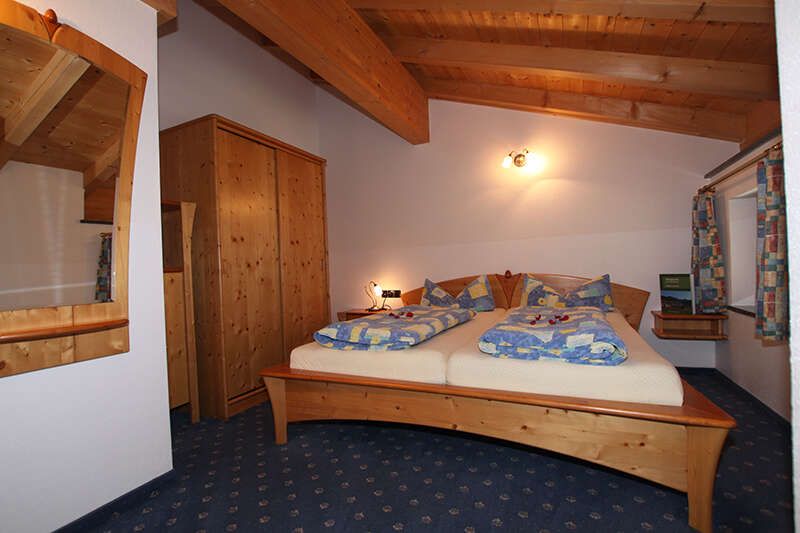 Apartment with bedroom at the Seaper Ranch in Tyrol